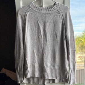 Old Navy Cream Women's Crew Neck Sweater